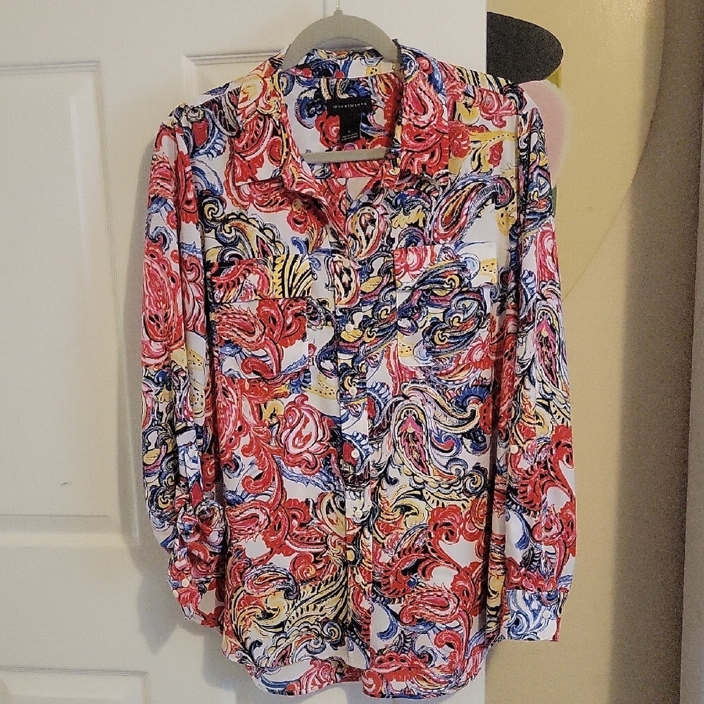 Investments SzLg Swirl Pattern long sleeve to 3/4 Sleeve button-down blouse
